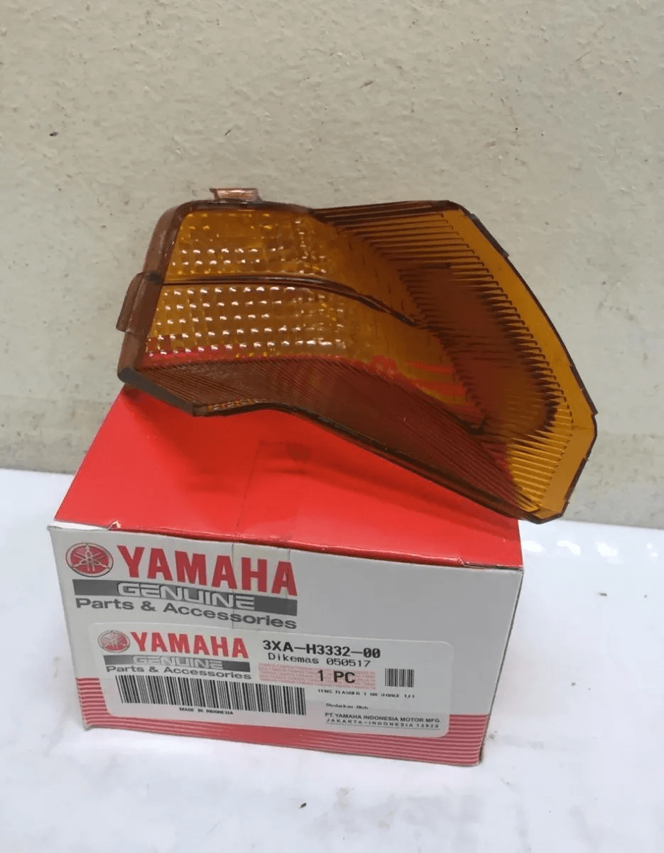 Lente Pisca Traseiro Esquerdo Yamaha Crypton 105 1998 á 2004 — imagem 3