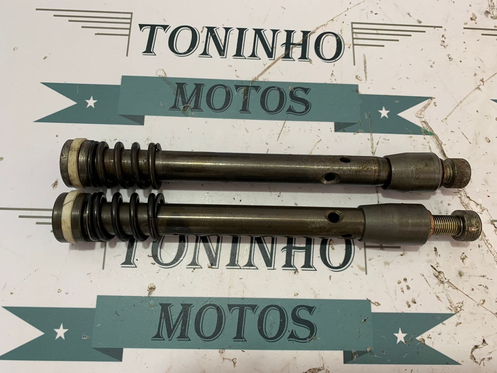 JOGO DE FLAUTA BENGALA SUZUKI BURGMAN 125 AN — imagem 4