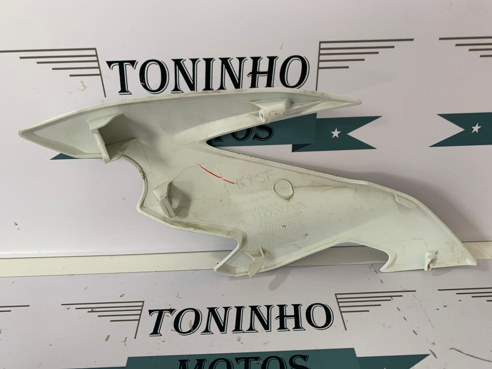 ACABAMENTO LATERAL FAROL ESQUERDO HONDA BROS 160 2022 — imagem 2