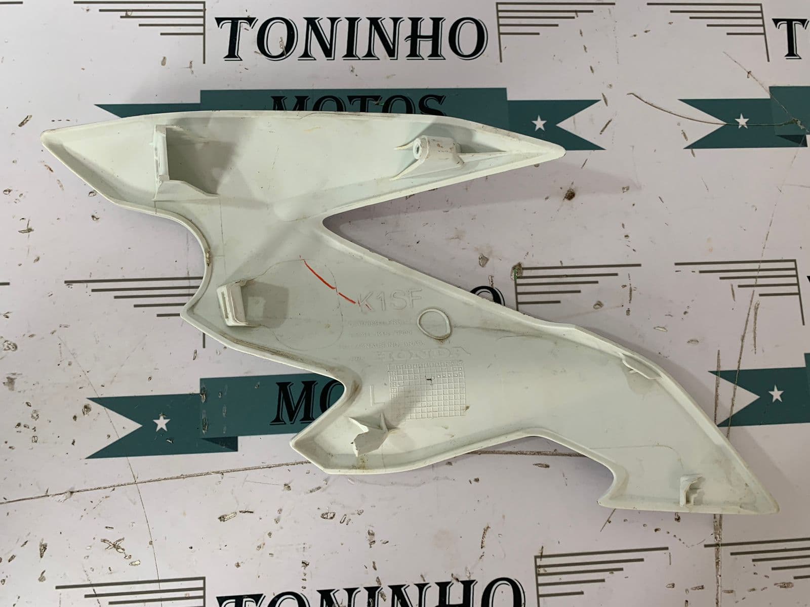 ACABAMENTO LATERAL FAROL ESQUERDO HONDA BROS 160 2022 — imagem 3