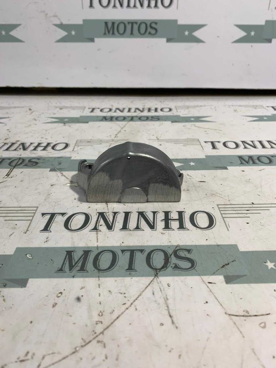 TAMPA CORRENTE BOMBA DE ÓLEO TRIUMPH TIGER 800 XC