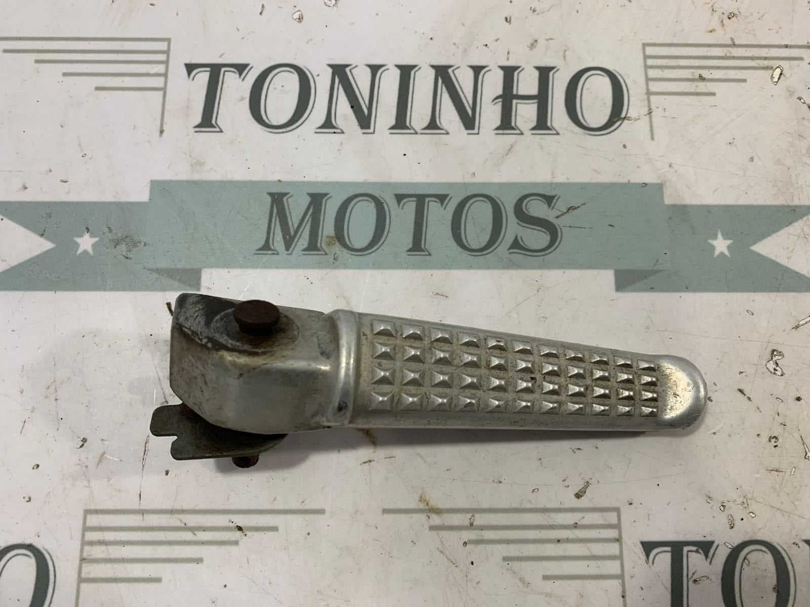 PEDALEIRA TRASEIRA LADO DIREITO HONDA CBR900RR 1998/1999