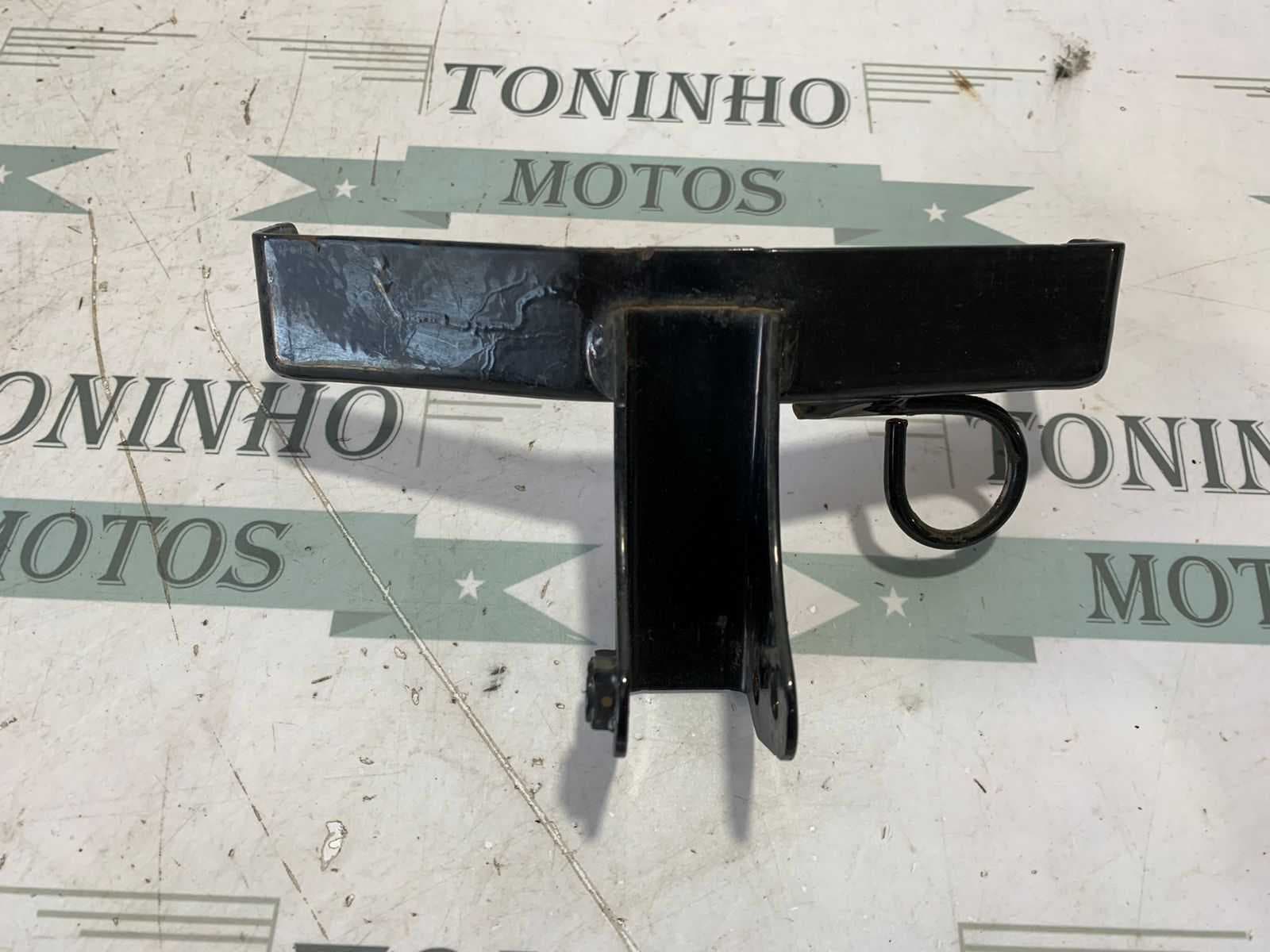 SUPORTE DO FAROL HONDA POP110I 2016 À 2018