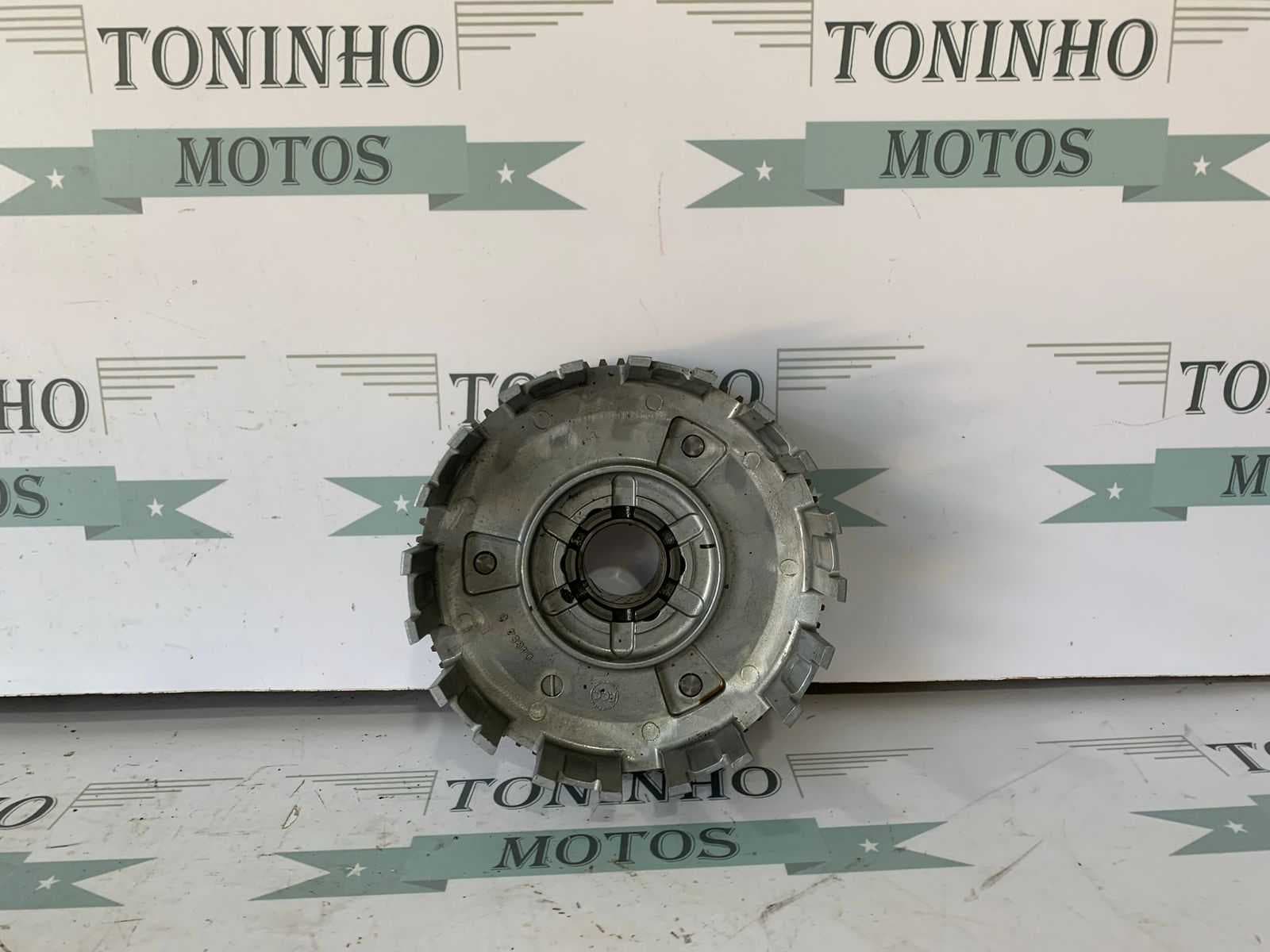 CAMPANA DE EMBREAGEM YAMAHA MT03 2016 À 2022