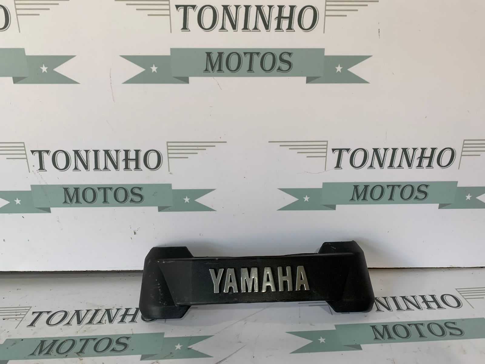 EMBLEMA FRONTAL YAMAHA YBR125 2000 Á 2008 / FACTOR 125 2009