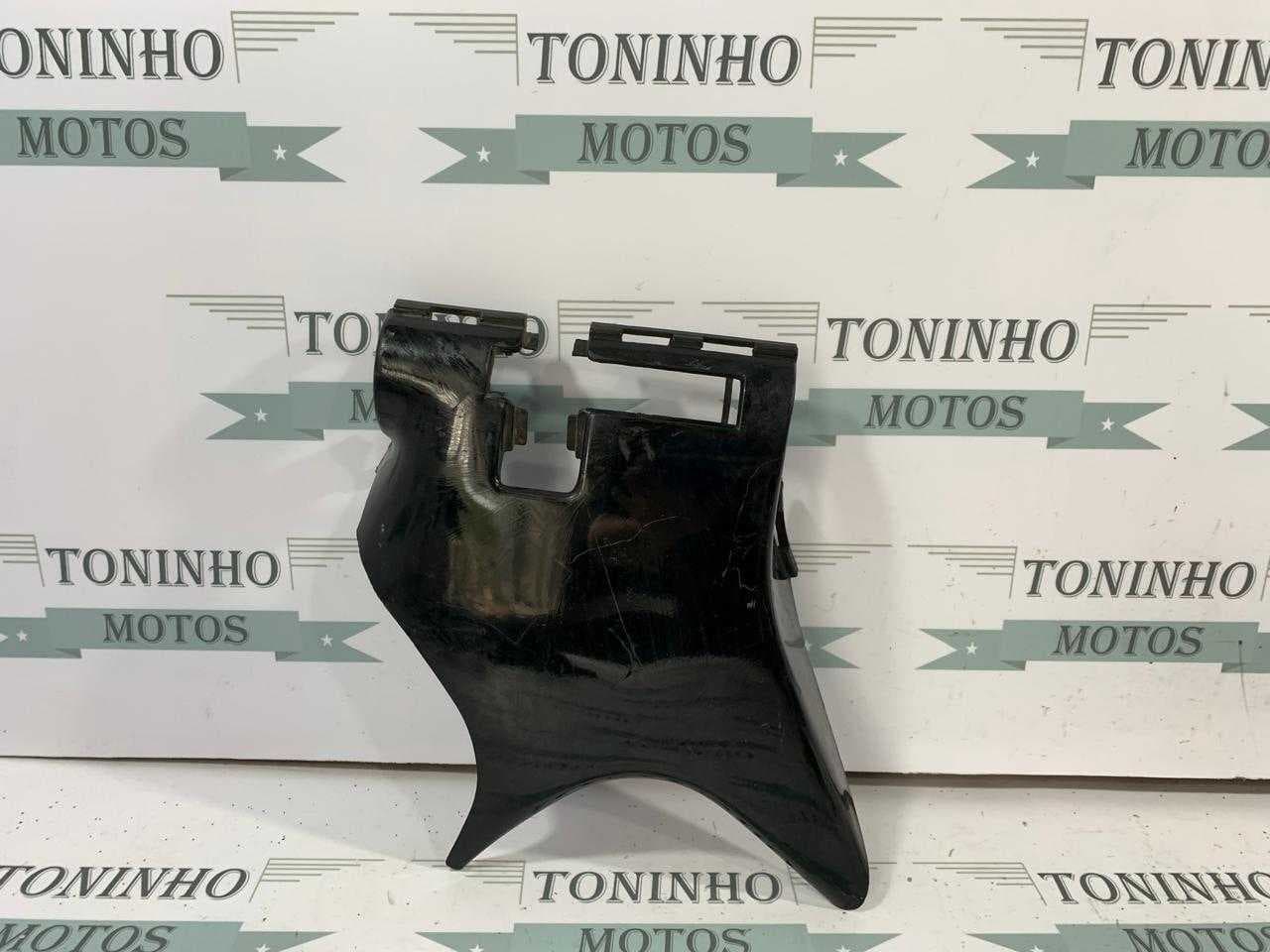 TAMPA ACABAMENTO QUADRO LADO DIREITO HONDA SHADOW 600