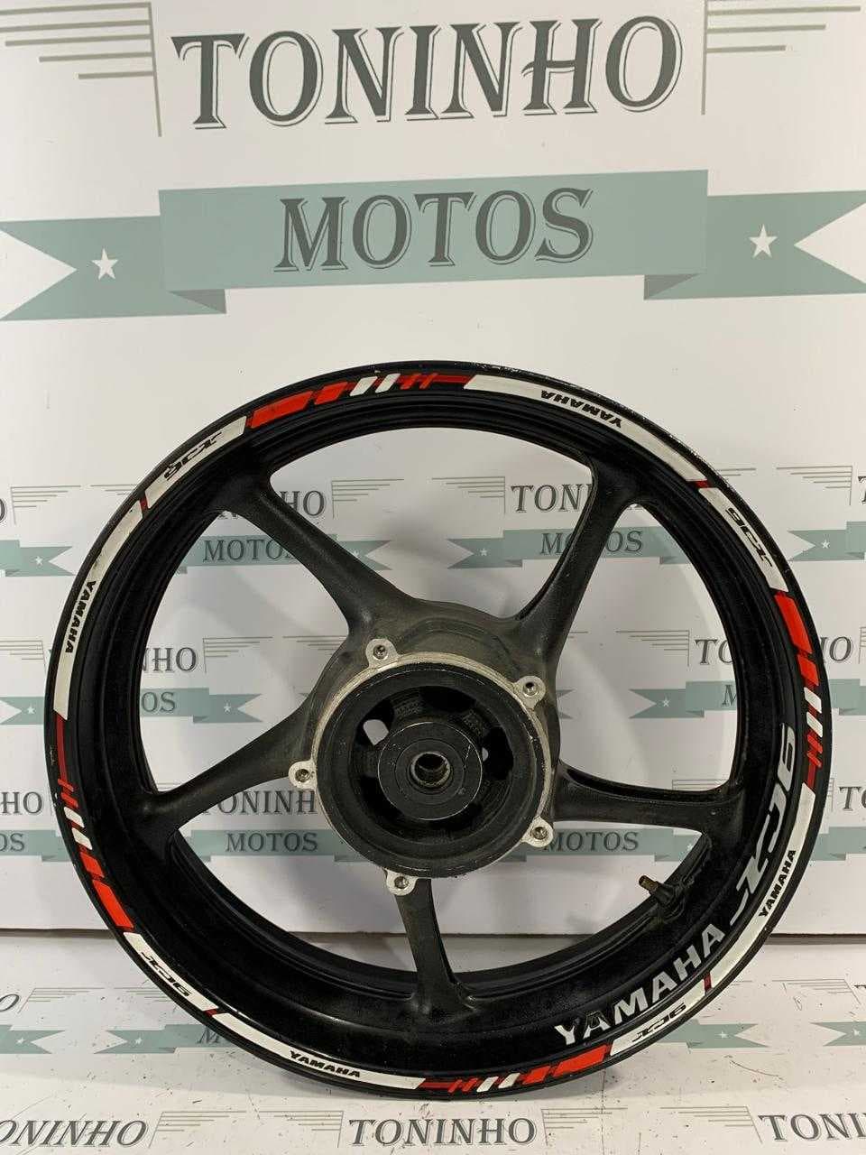 RODA DIANTEIRA YAMAHA XJ6F 2010 Á 2015 / XJ6N 2010 À 2015