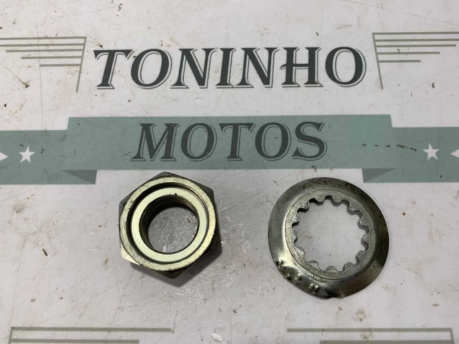 PORCA COM TRAVA DO PINHÃO KAWASAKI NINJA 650