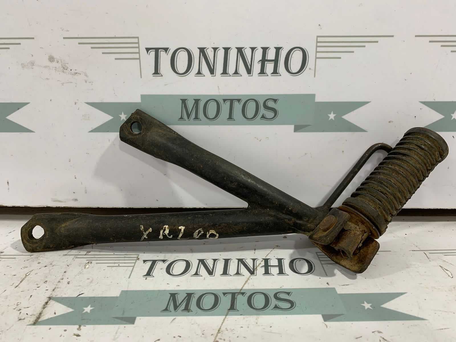 SUPORTE PEDALEIRA TRASEIRA ESQUERDO HONDA XR 200 1994 À 2002