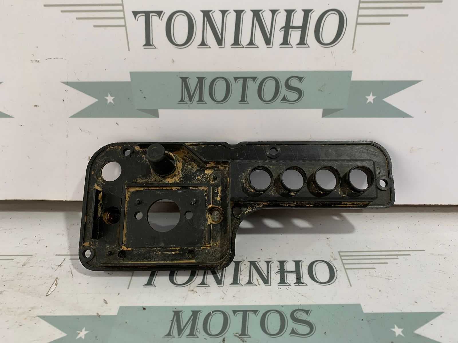CARCAÇA INFERIOR DO PAINEL HONDA XLR 125 1997 / XR 200