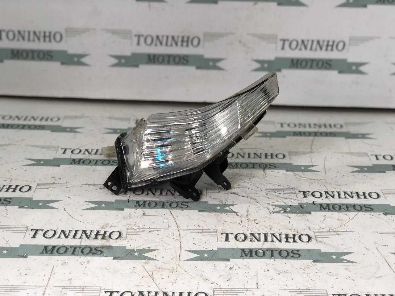 PISCA DIANTEIRO LADO ESQUERDO YAMAHA T-MAX 530 2012 À 2017