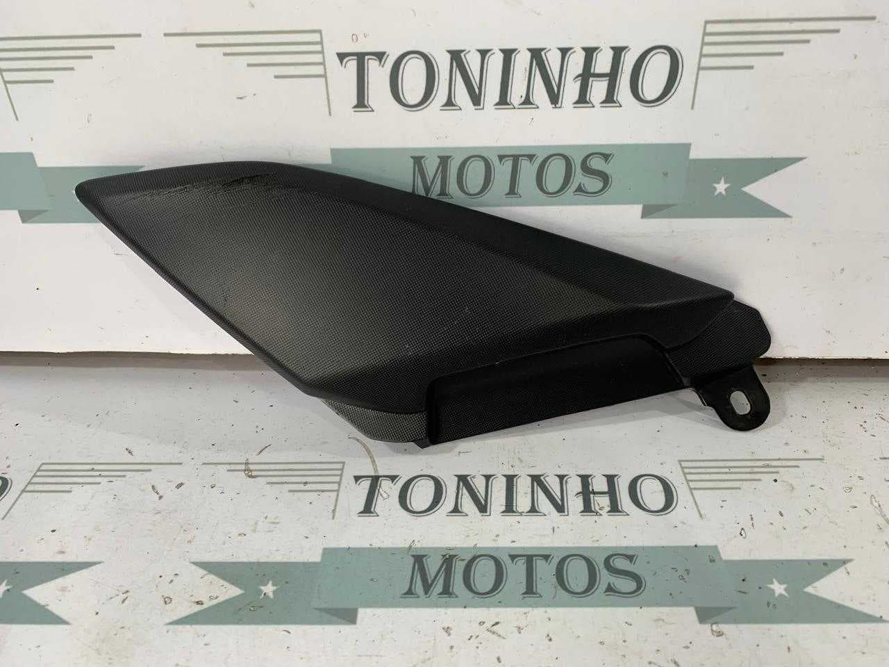 ACABAMENTO DA RABETA DIREITO YAMAHA N-MAX 160 2021/2022
