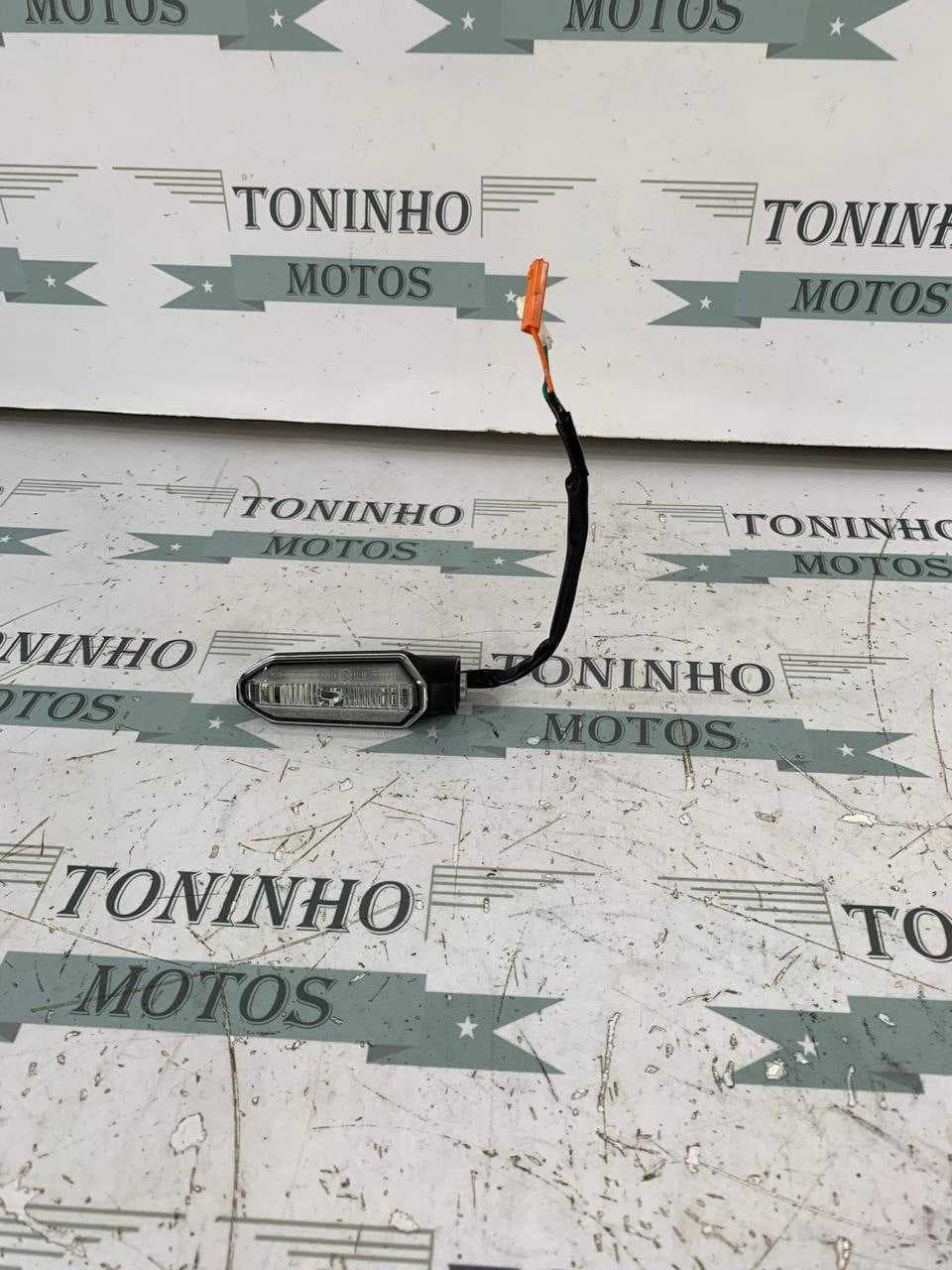 PISCA DIANTEIRO ESQUERDO HONDA SAHARA 300 / TORNADO 300