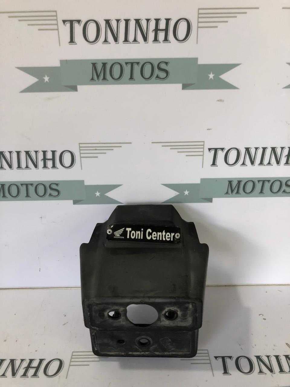 BASE/SUPORTE DE LUZ DE PLACA HONDA BROS 150 2013 Á 2014