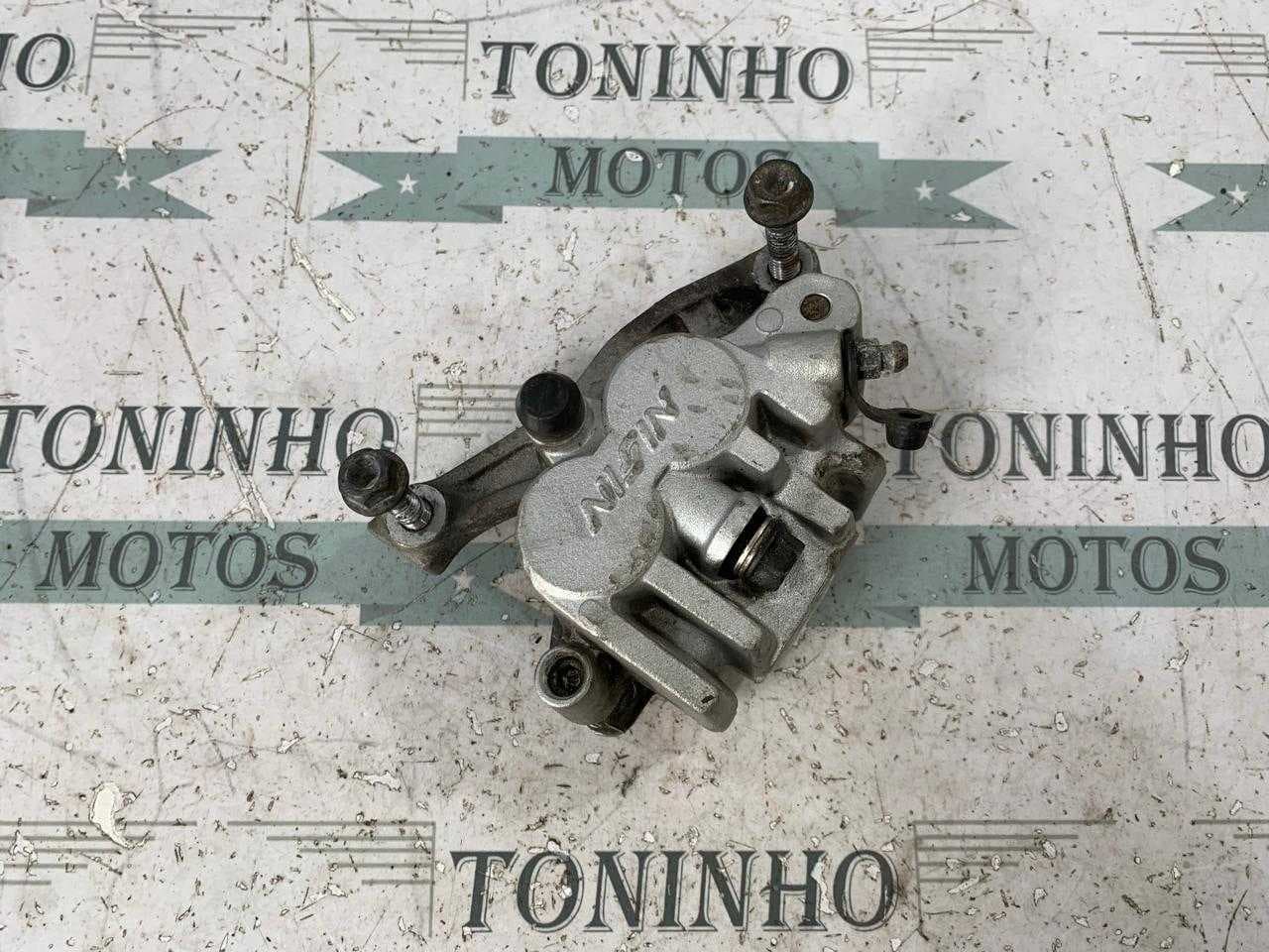 PINÇA DE FREIO DIANTEIRO ESQUERDO HONDA XL 700 VA TRANSALP