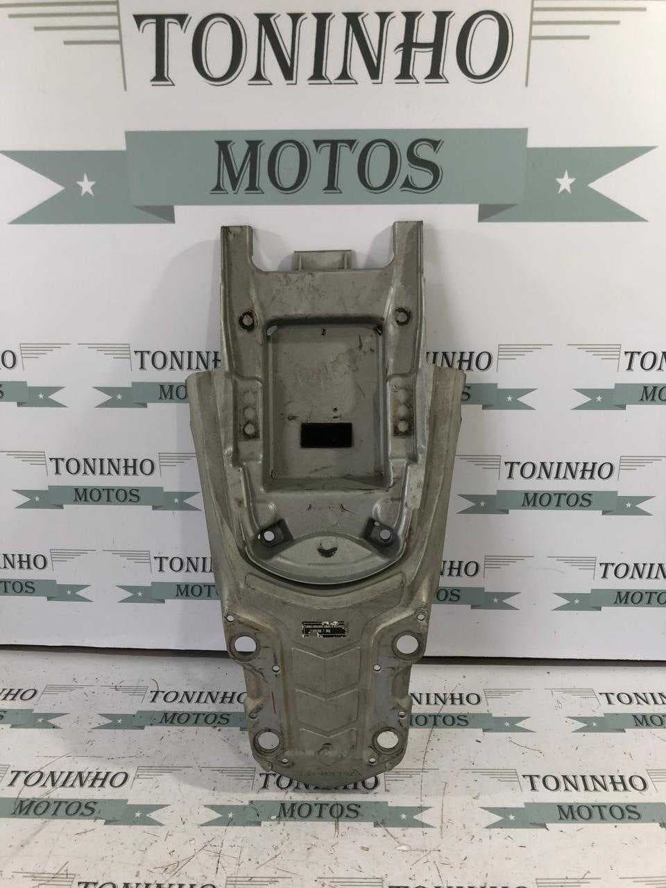 RABETA TRASEIRA CENTRAL HONDA BROS 125 2013 / BROS 150 2009