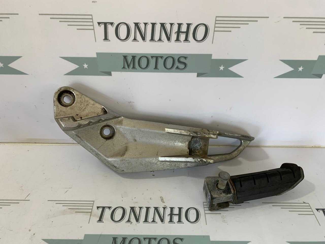 SUPORTE DE PEDALEIRA LADO ESQUERDO YAMAHA NEO 2010 Á 2012