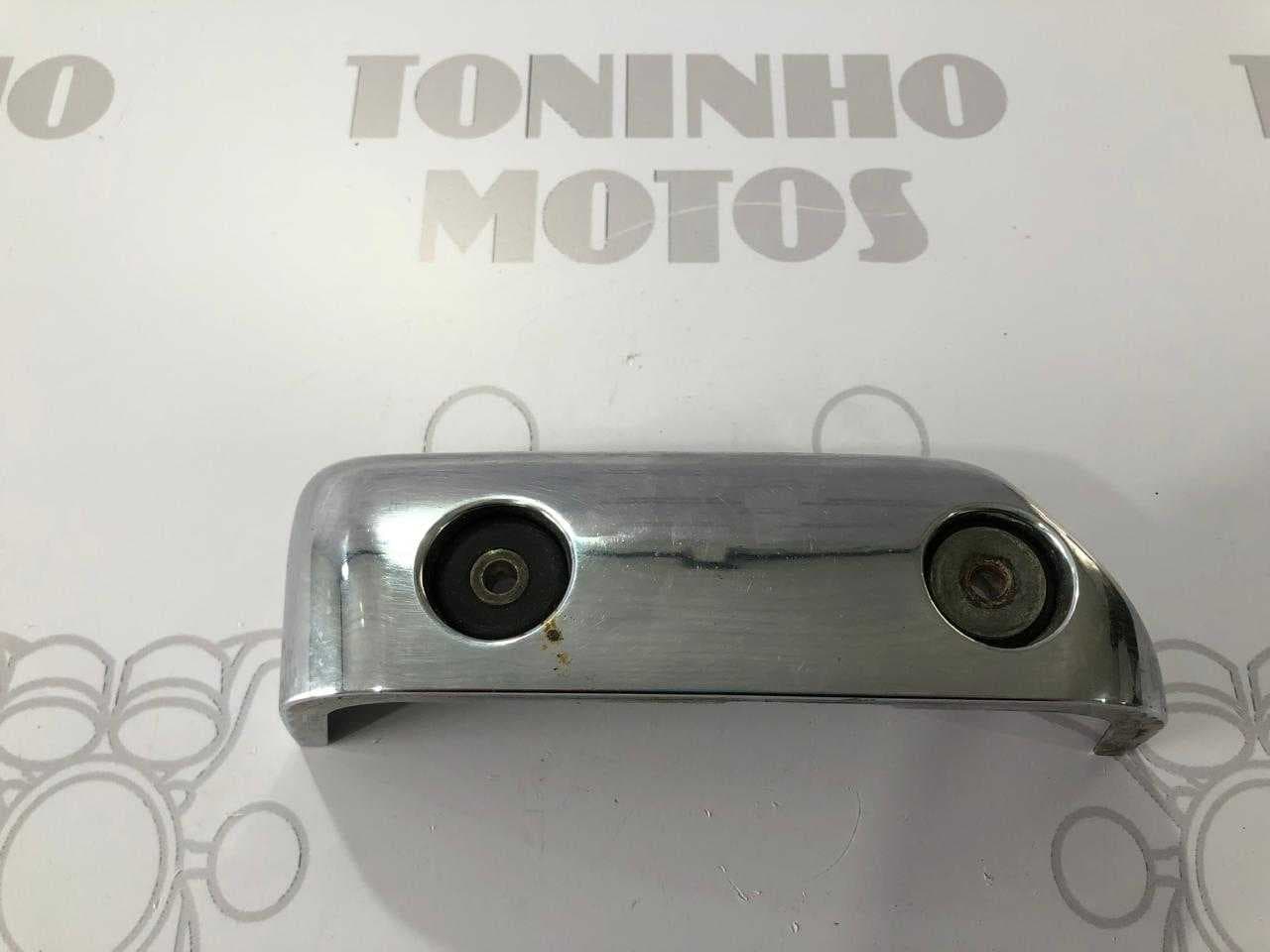 ACABAMENTO CABEÇOTE TRASEIRO ESQUERDO YAMAHA XV 535 VIRAGO