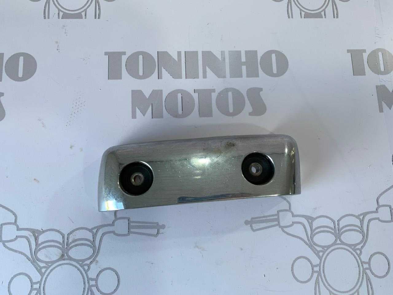 ACABAMENTO CABEÇOTE TRASEIRO DIREITO YAMAHA XV 535 VIRAGO