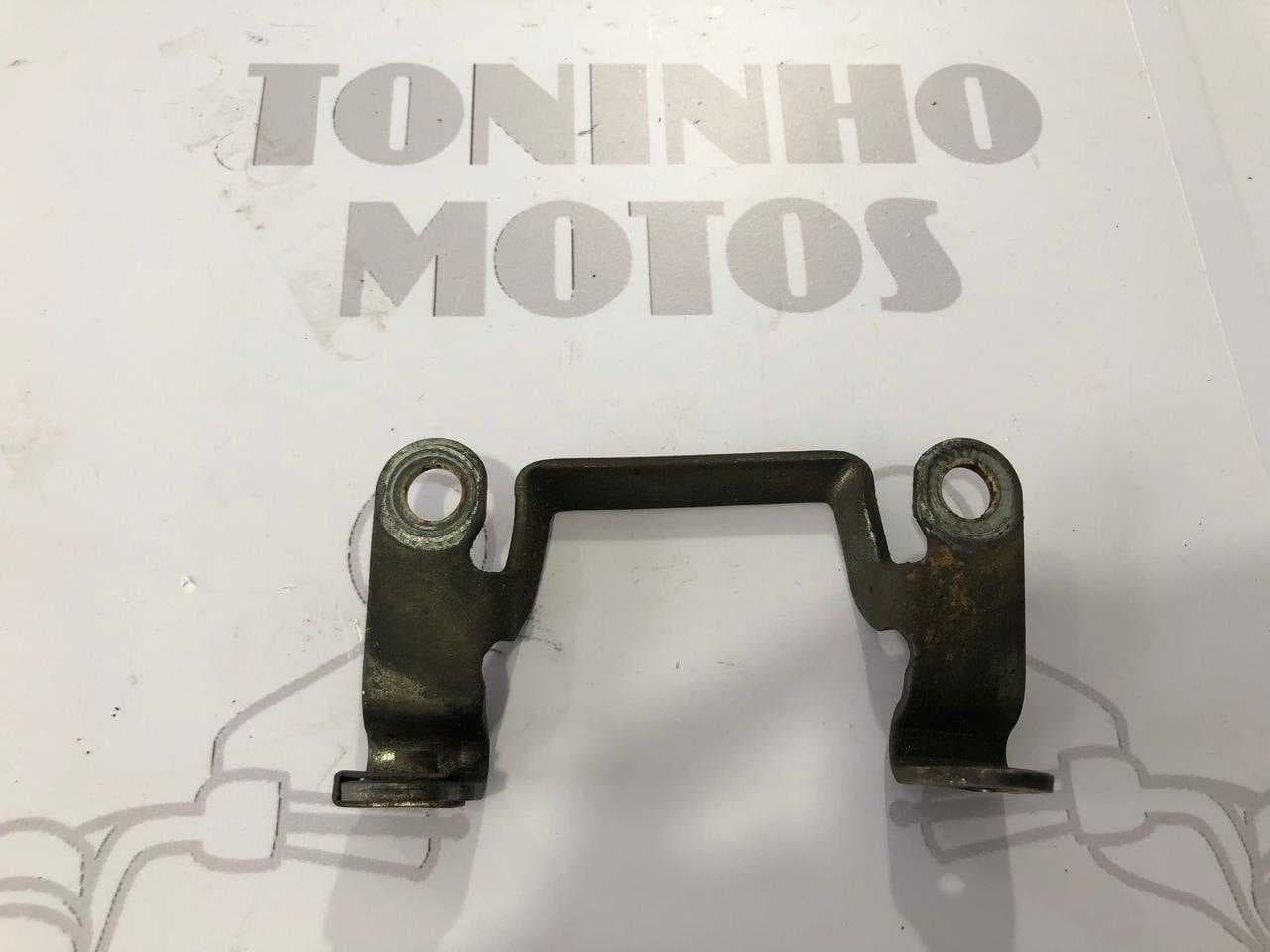 SUPORTE ACABEMENTO CABEÇOTE DIANTEIRO ESQUERDO YAMAHA XV 535
