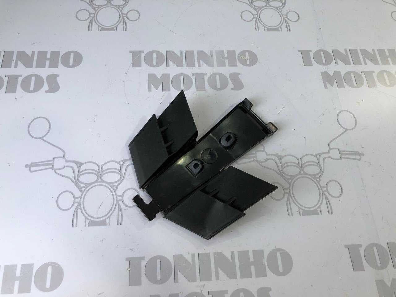 ACABAMENTO INFERIOR SUPORTE PLACA YAMAHA FZ25 2018 A 2025