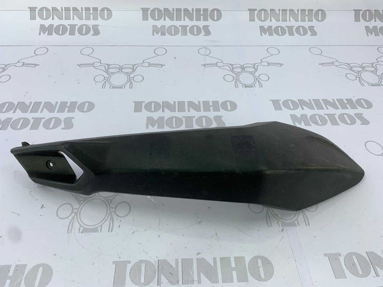 CARENAGEM/ACABAMENTO SUPERIOR ESQUERDO BMW F800 GS 2011/2012