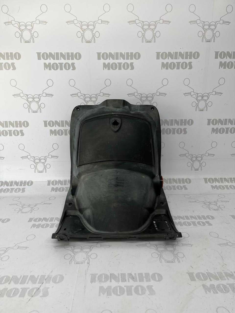 PROTETOR DE PERNA COM PORTA LUVAS SUZUKI BURGMAN 125