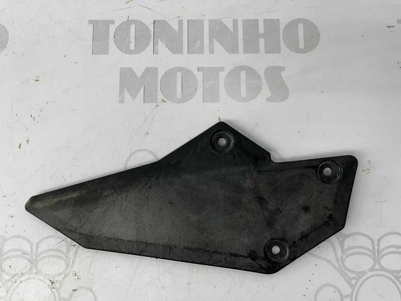 TAMPA CAIXA FILTRO AR DIREITO KAWASAKI NINJA 300 / Z300 2013
