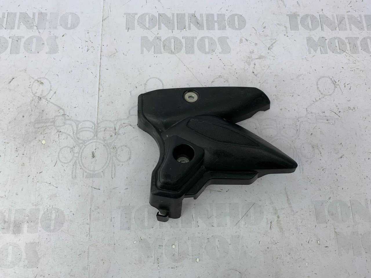 PROTETOR BALANÇA LADO DIREITO YAMAHA FACTOR 150 2018 Á 2022