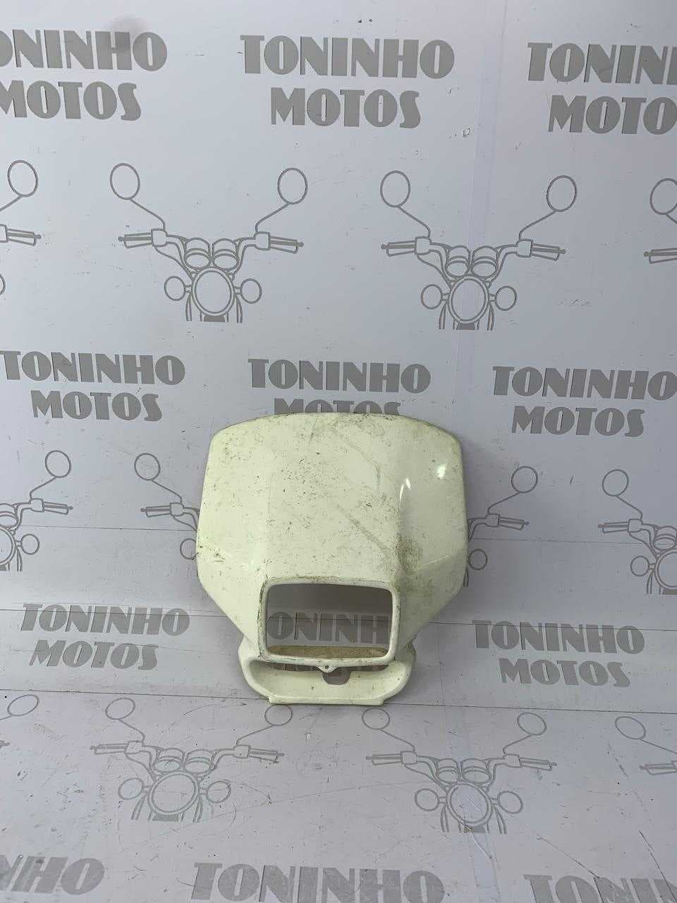 MOLDURA DO FAROL HONDA XR200 / XLR 125 SEGUNDA LINHA