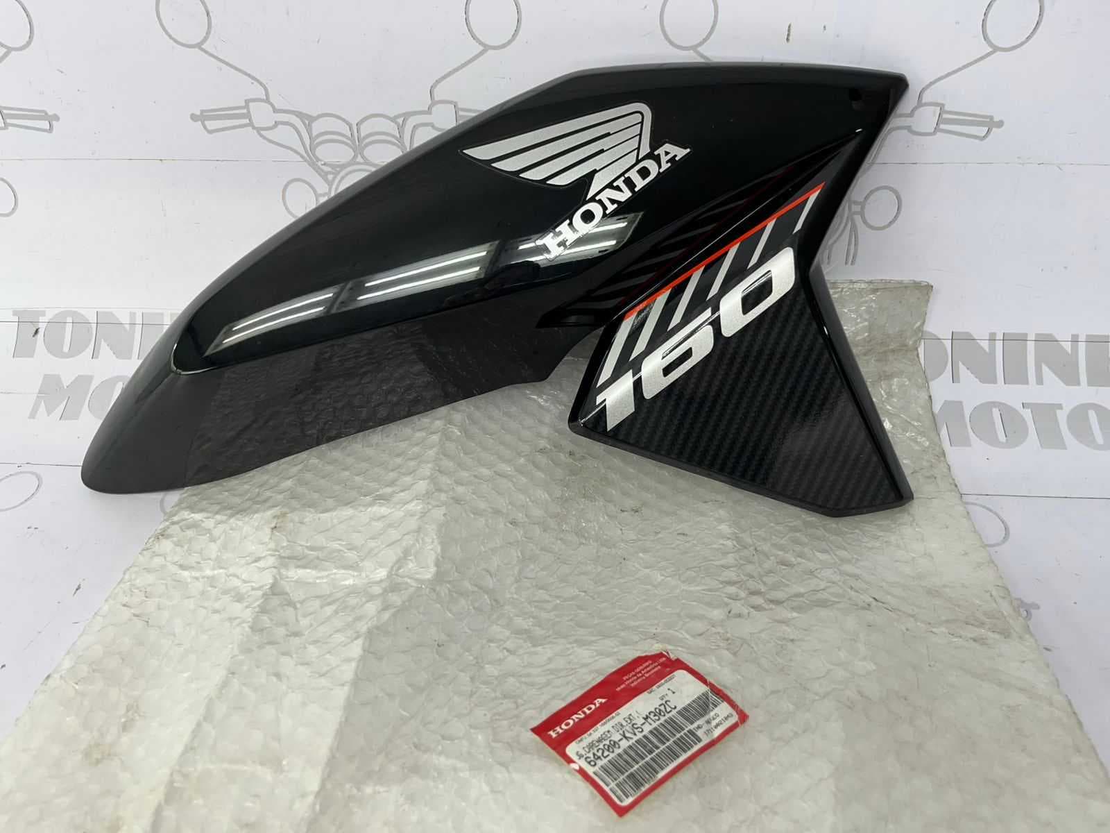 ABA DE TANQUE LADO DIREITO HONDA TITAN 160 EX 2018