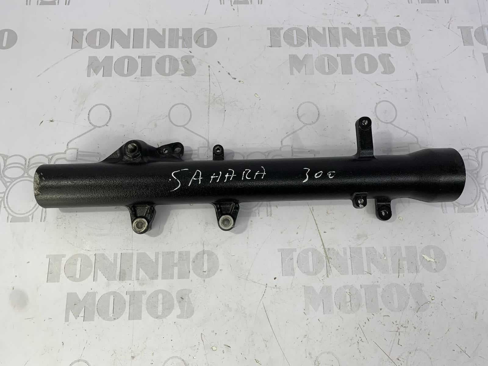 CANELA BENGALA LADO ESQUERDO HONDA SAHARA 300 2023/2024
