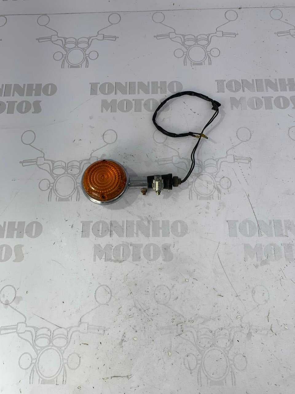 PISCA TRASEIRO ESQUERDO YAMAHA XV 535 VIRAGO 1994 À 2002