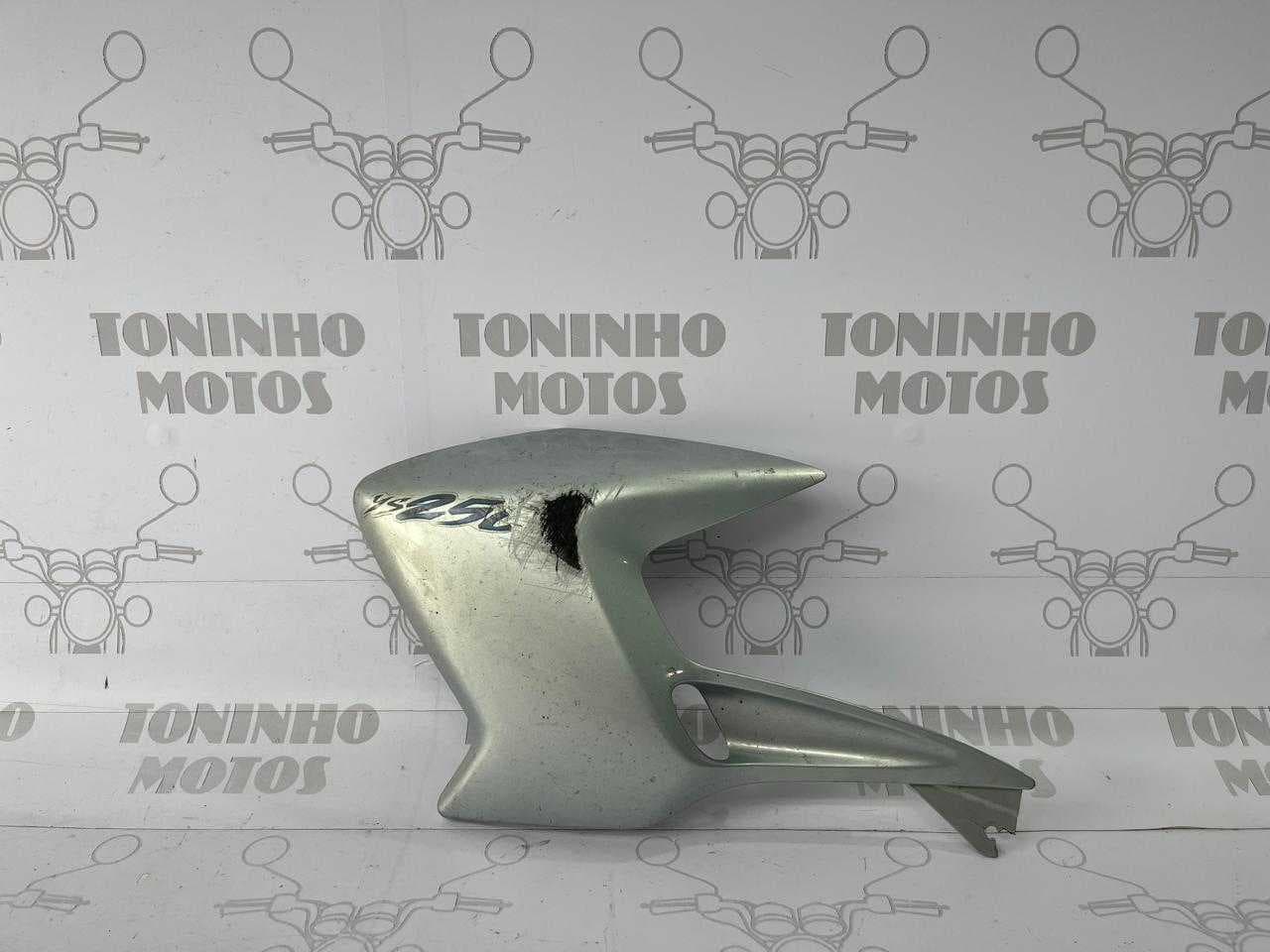 ABA DE TANQUE LADO ESQUERDO YAMAHA FAZER 250 2006 Á 2010