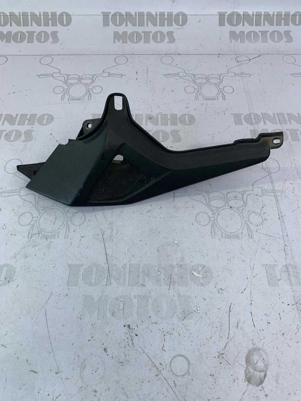 RABETA TRASEIRA SUPERIOR DIREITO YAMAHA FZ25 2018 A 2024
