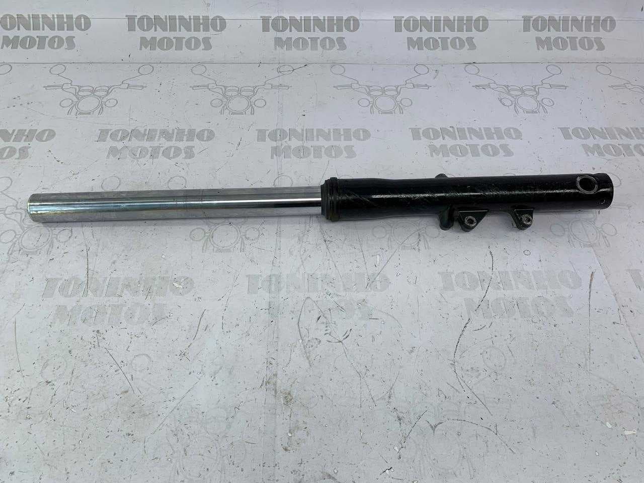 Bengala Dianteira lado Direito Honda Shadow 750 2008 À 2009