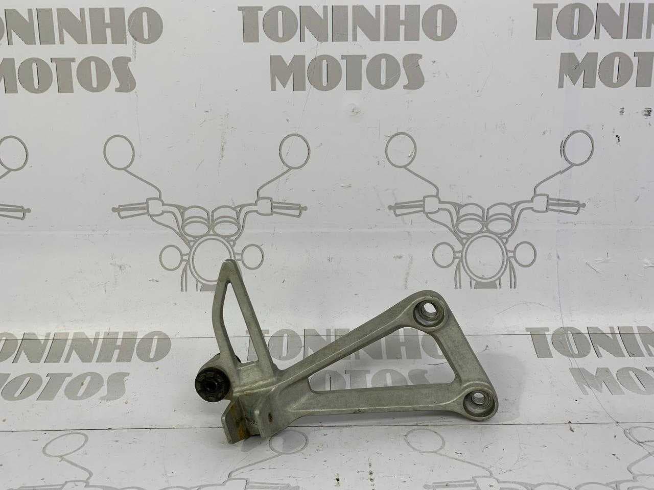 Suporte Pedaleira Traseiro Direito Honda CB 500X 2020/2022