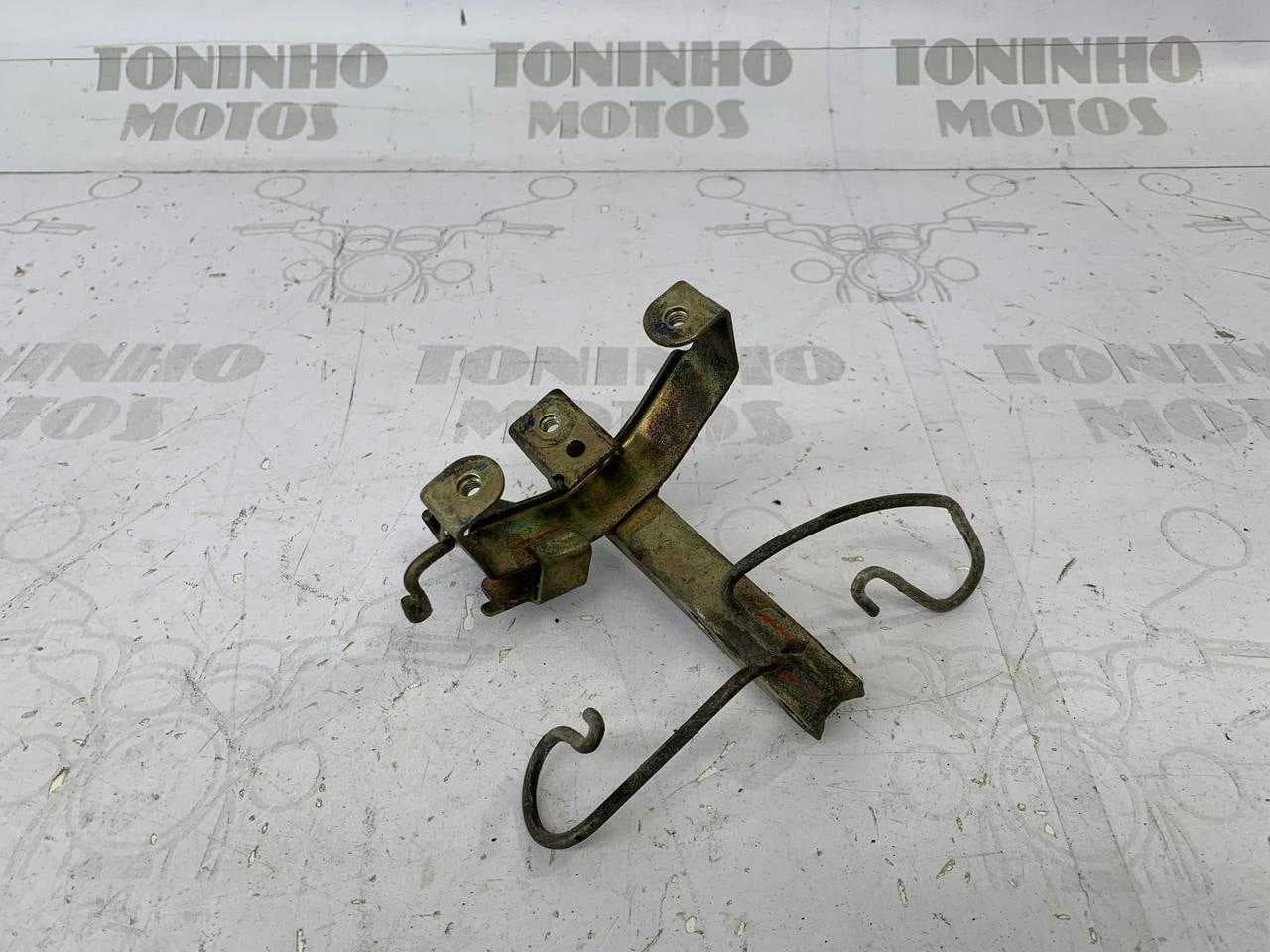 SUPORTE DA CARENAGEM FRONTAL YAMAHA NEO 2010 Á 2012