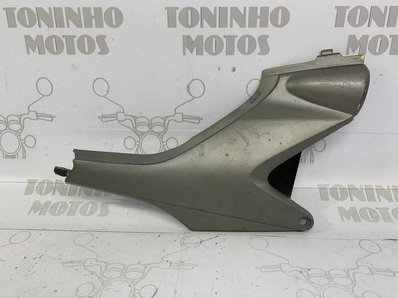 TAMPA LATERAL LADO DIREITO HONDA CB 600F HORNET 2005 À 2007