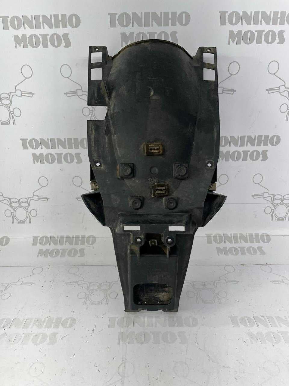 PARALAMA TRASEIRO INTERNO B BMW F800 GS 2009 À 2012
