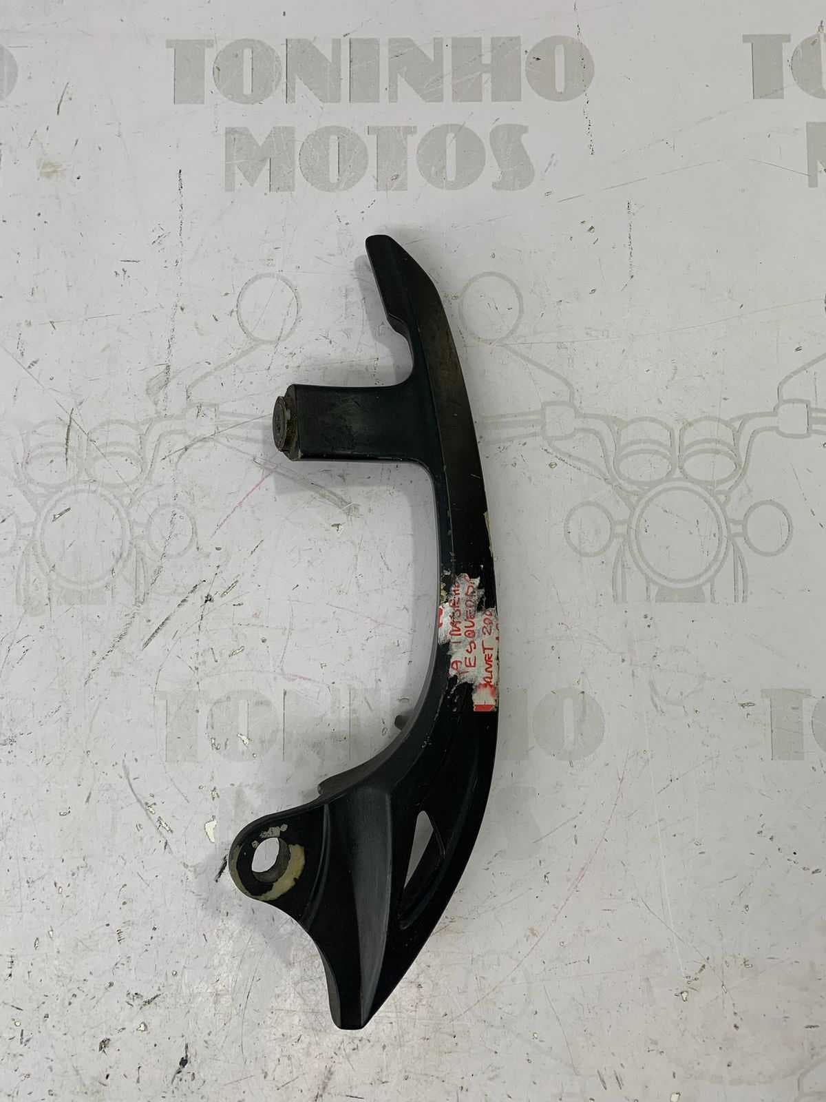 ALÇA TRASEIRA ESQUERDO HONDA HORNET 2008 Á 2011