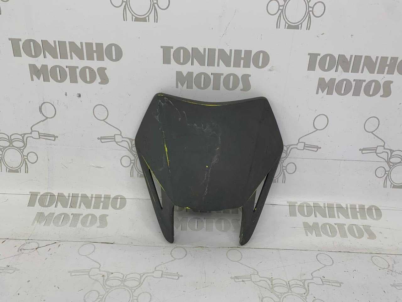 MOLDURA FAROL HONDA TORNADO 2006 Á 2008