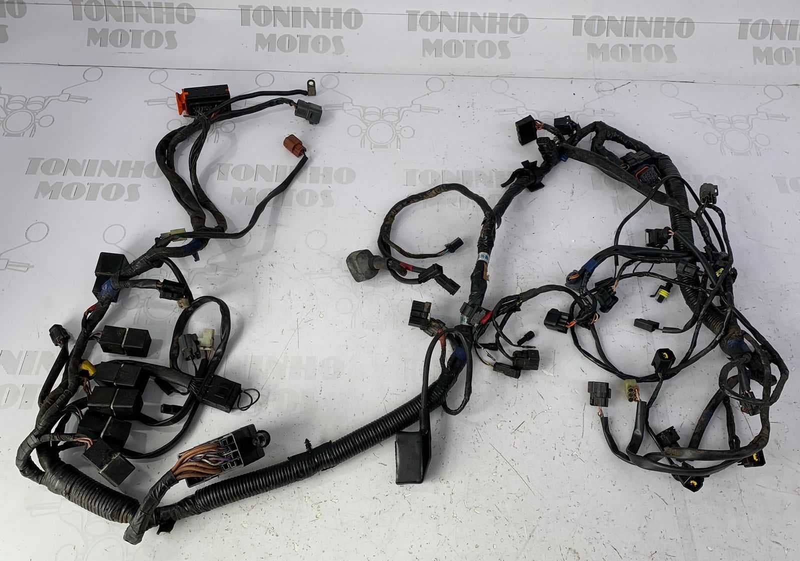 CHICOTE PRINCIPAL TRIUMPH SPRINT ST 1050 2005 Á 2011
