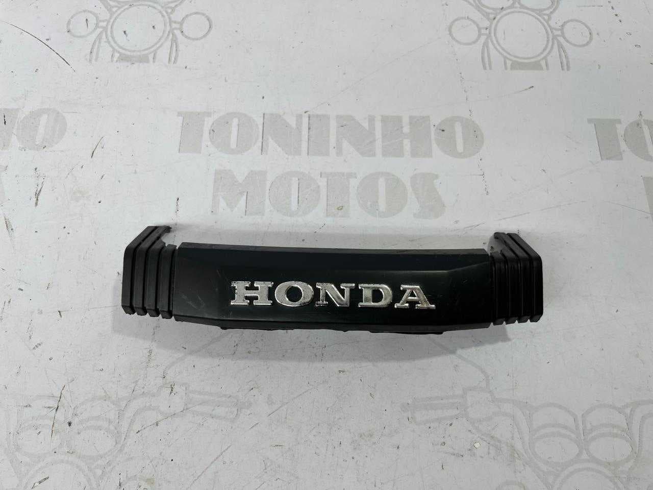 EMBLEMA FRONTAL HONDA TITAN 125 1995 A 1999 / TODAY 1990