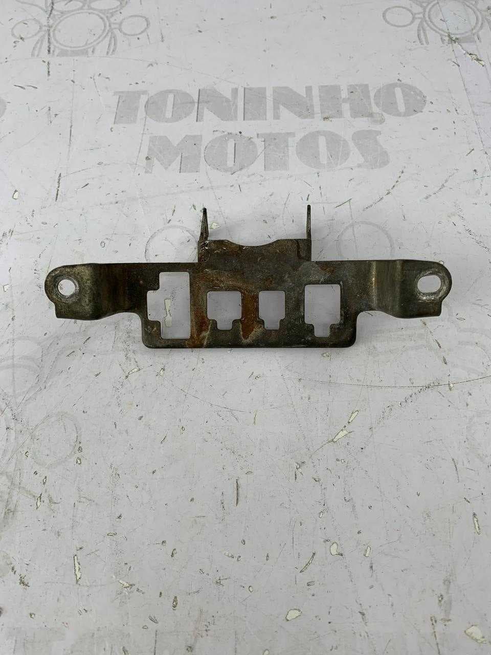 SUPORTE DO CONECTOR C HONDA CBR 450