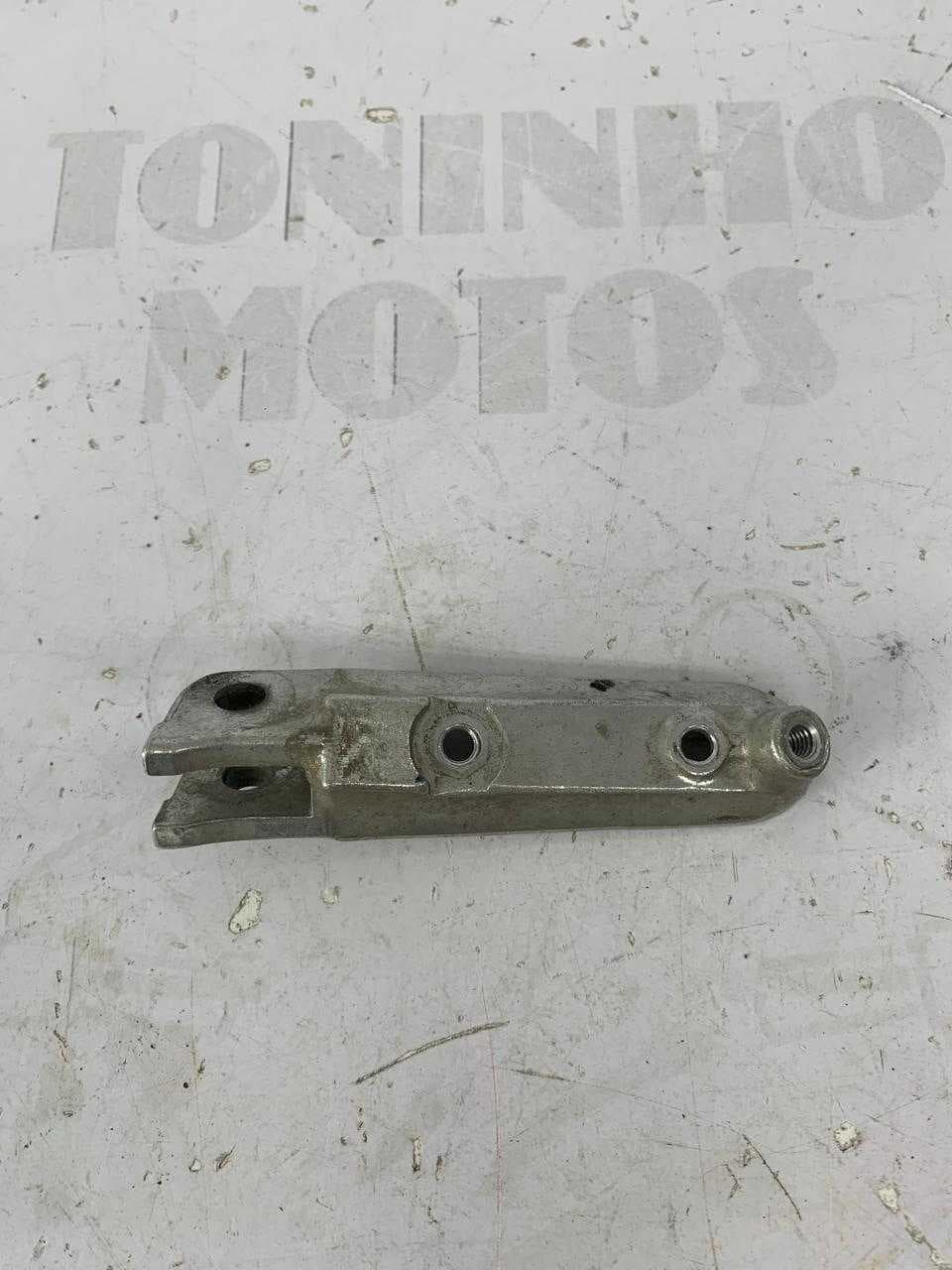 BASE PEDALEIRA DIANTEIRA ESQUERDO HONDA CB 300F 2023/2024
