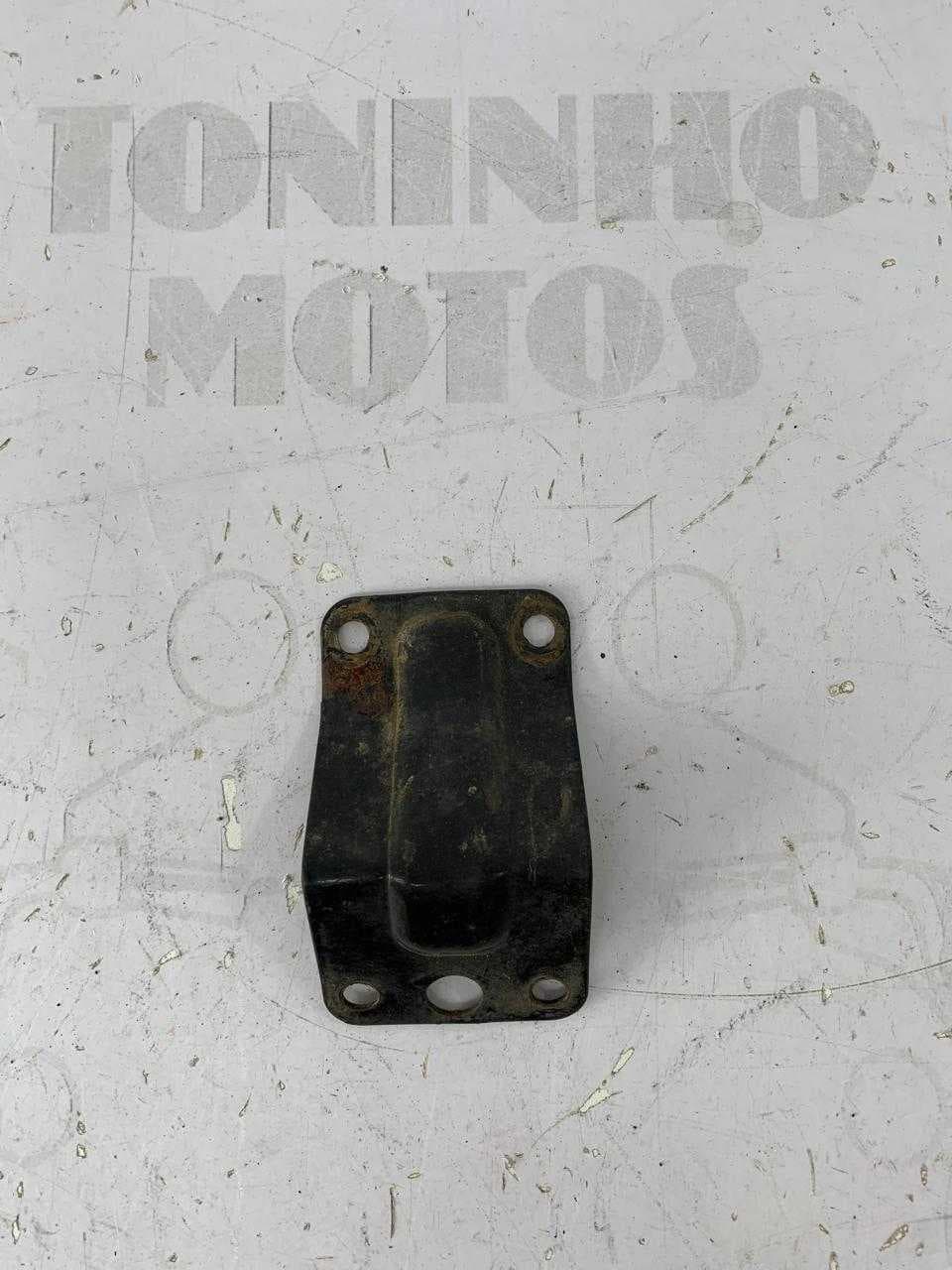 SUPORTE INFERIOR DO PARALAMA TRASEIRO DAFRA APACHE 150