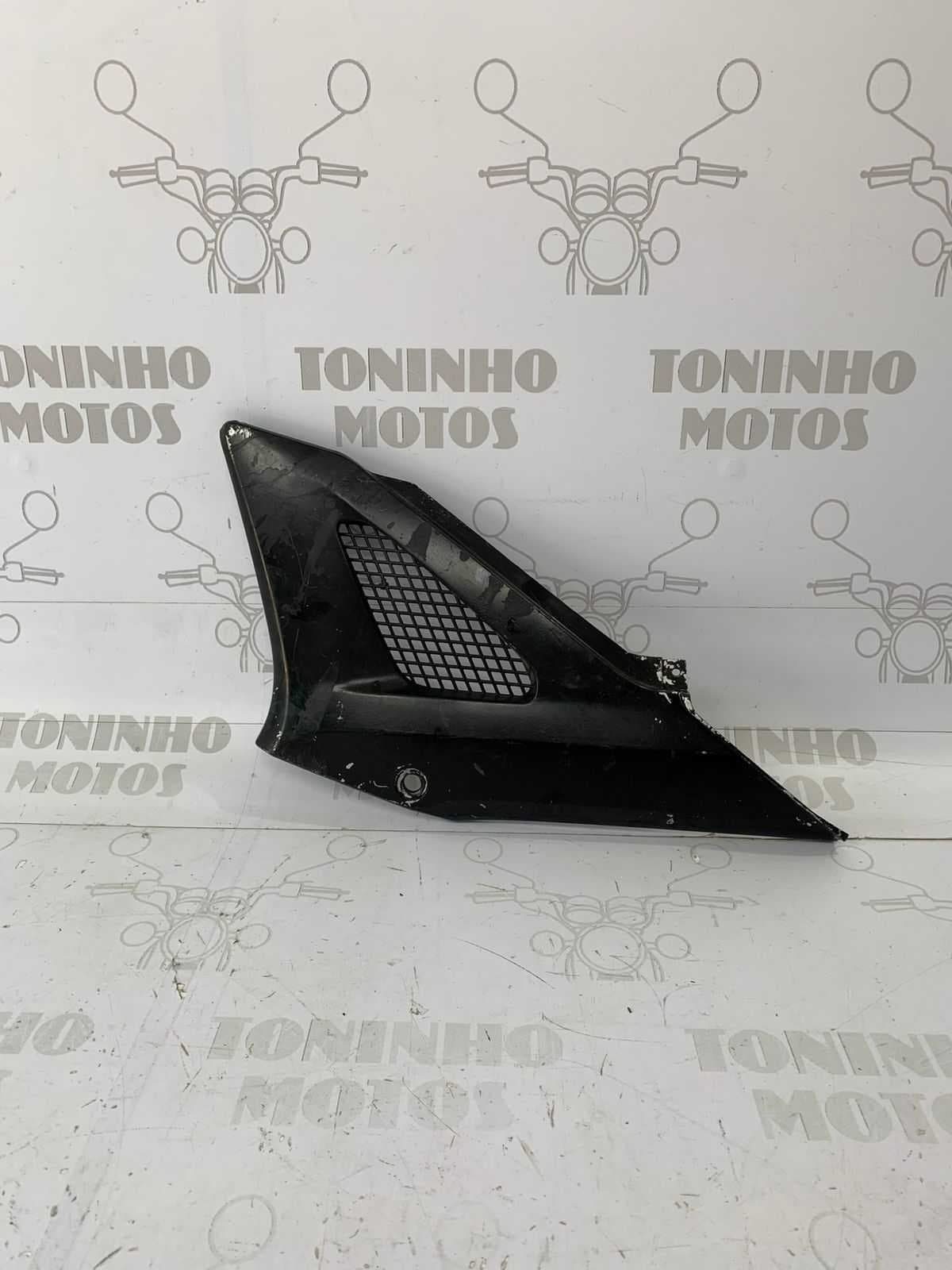 TAMPA LATERAL ESQUERDA HONDA CBX250 TWISTER 2002 Á 2008