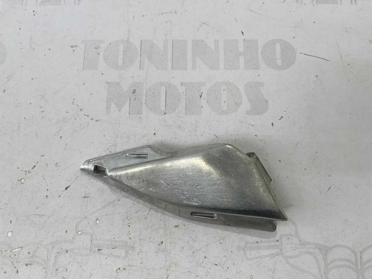PEDALEIRA ACABAMENTO TRASEIRO ESQUERDO HONDA PCX 160 2023