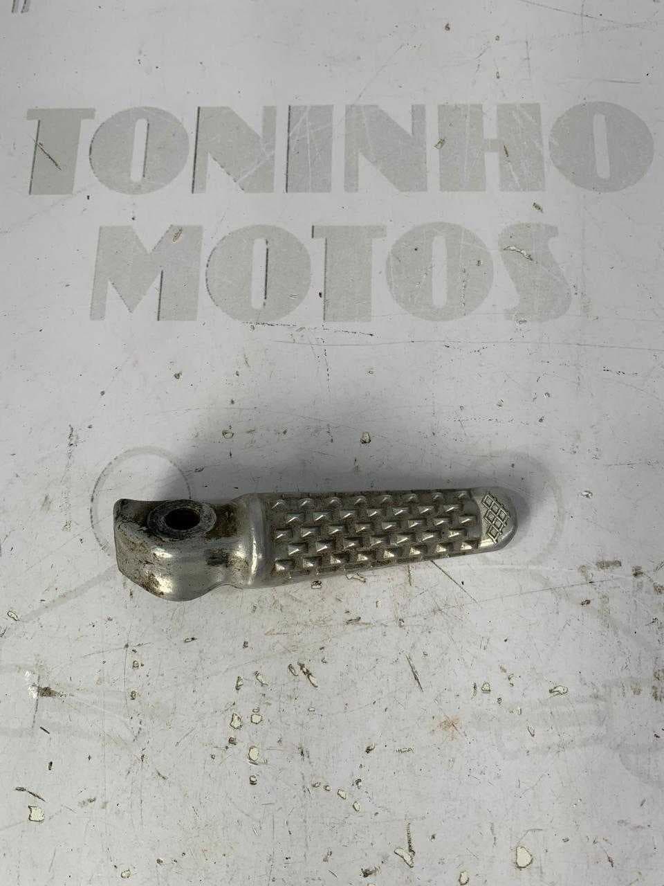 PEDALEIRA TRASEIRA DIREITO HONDA CB300F 2023/2024
